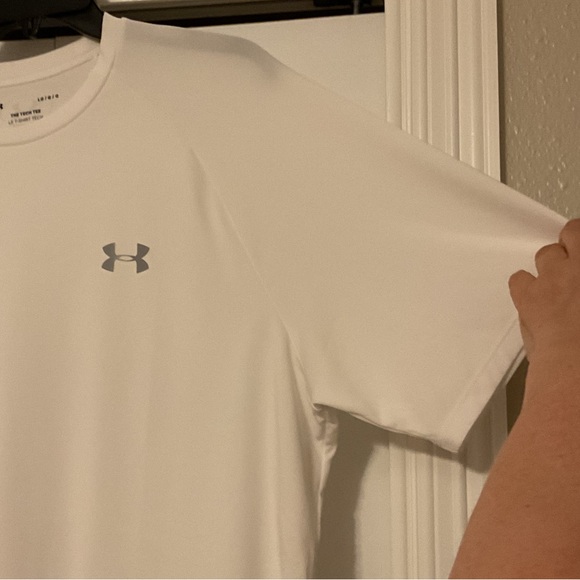 ⚠️ Under Armour The Tech Tee Men’s Size Large EUC - Picture 5 of 7